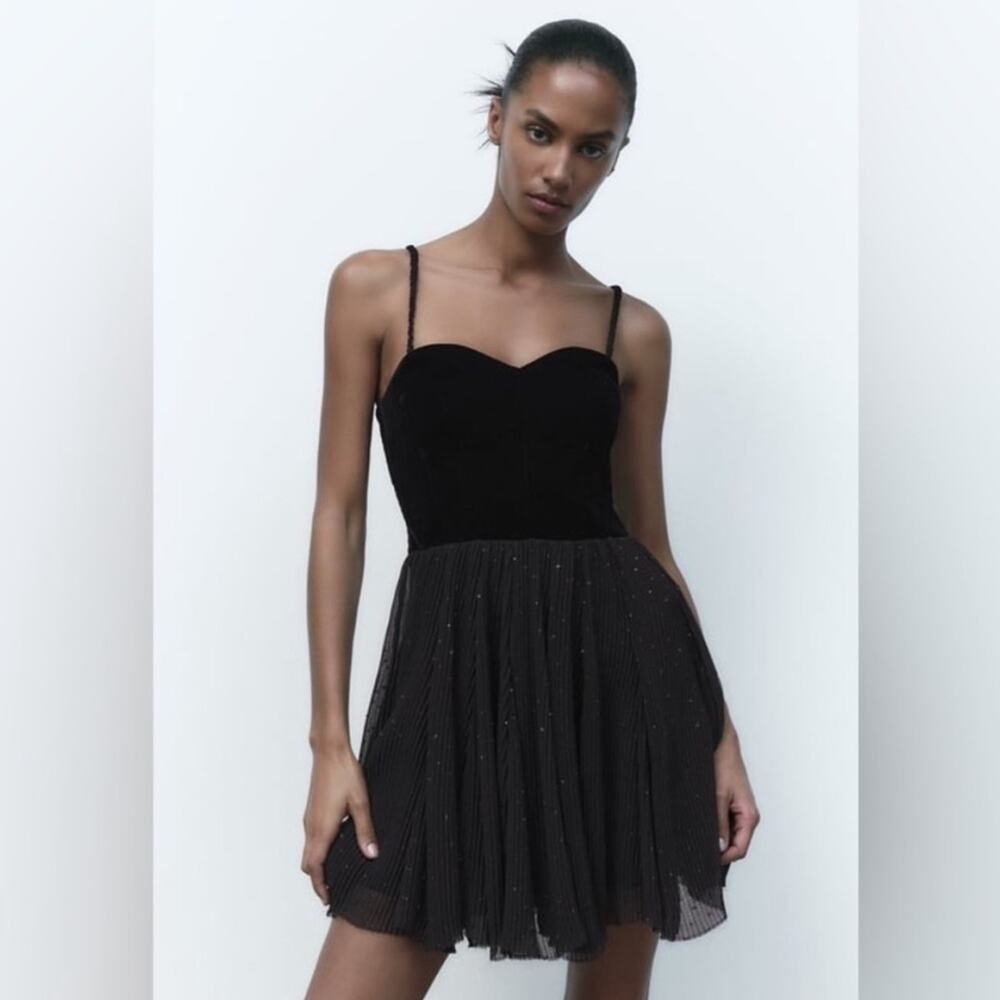 Zara Black Velvet Pleated Dress Spaghetti Strap Metallic NWT Size Medium $80